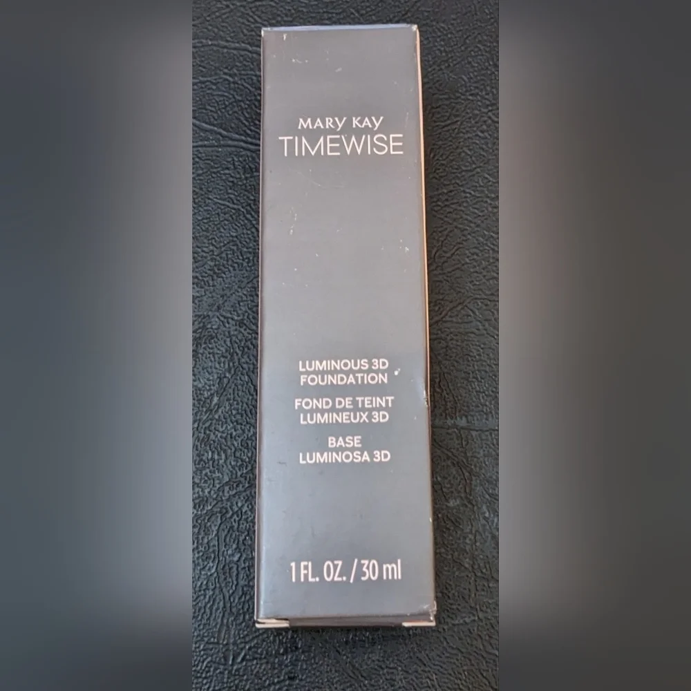 New Mary Kay TimeWise luminous 3D foundation for normal to dry skin